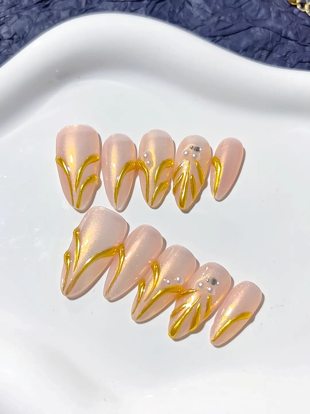 D289 - Medium Nude Gold Almond Metallic Rhinestone