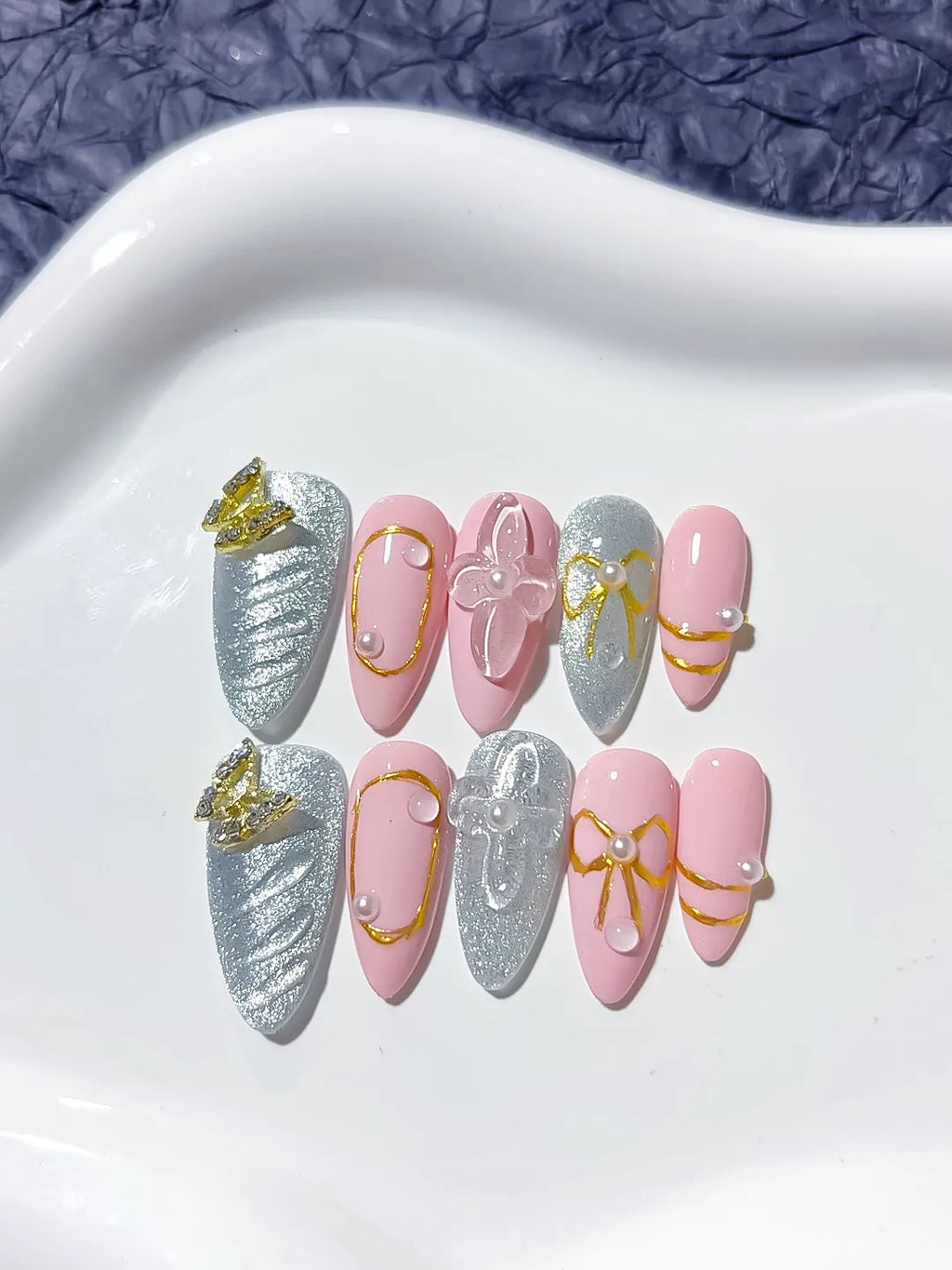 D285 - Medium Pink Silver Almond Glitter Bow Metallic Outline