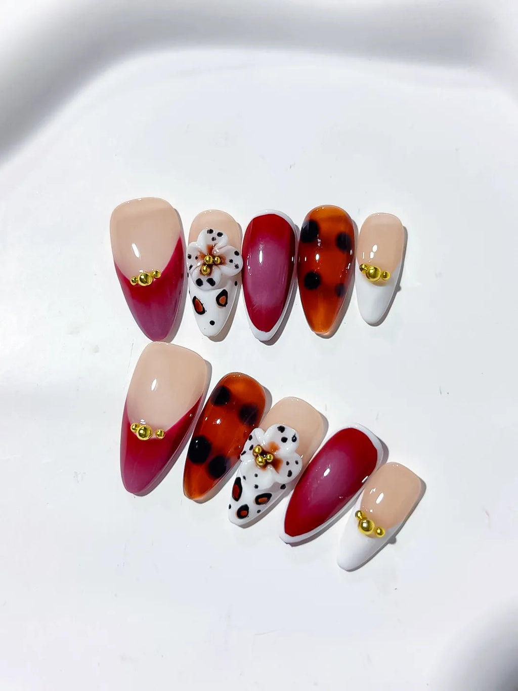 D332 - Medium Red Black Almond Abstract Flower Animal Print VibeNailsLab