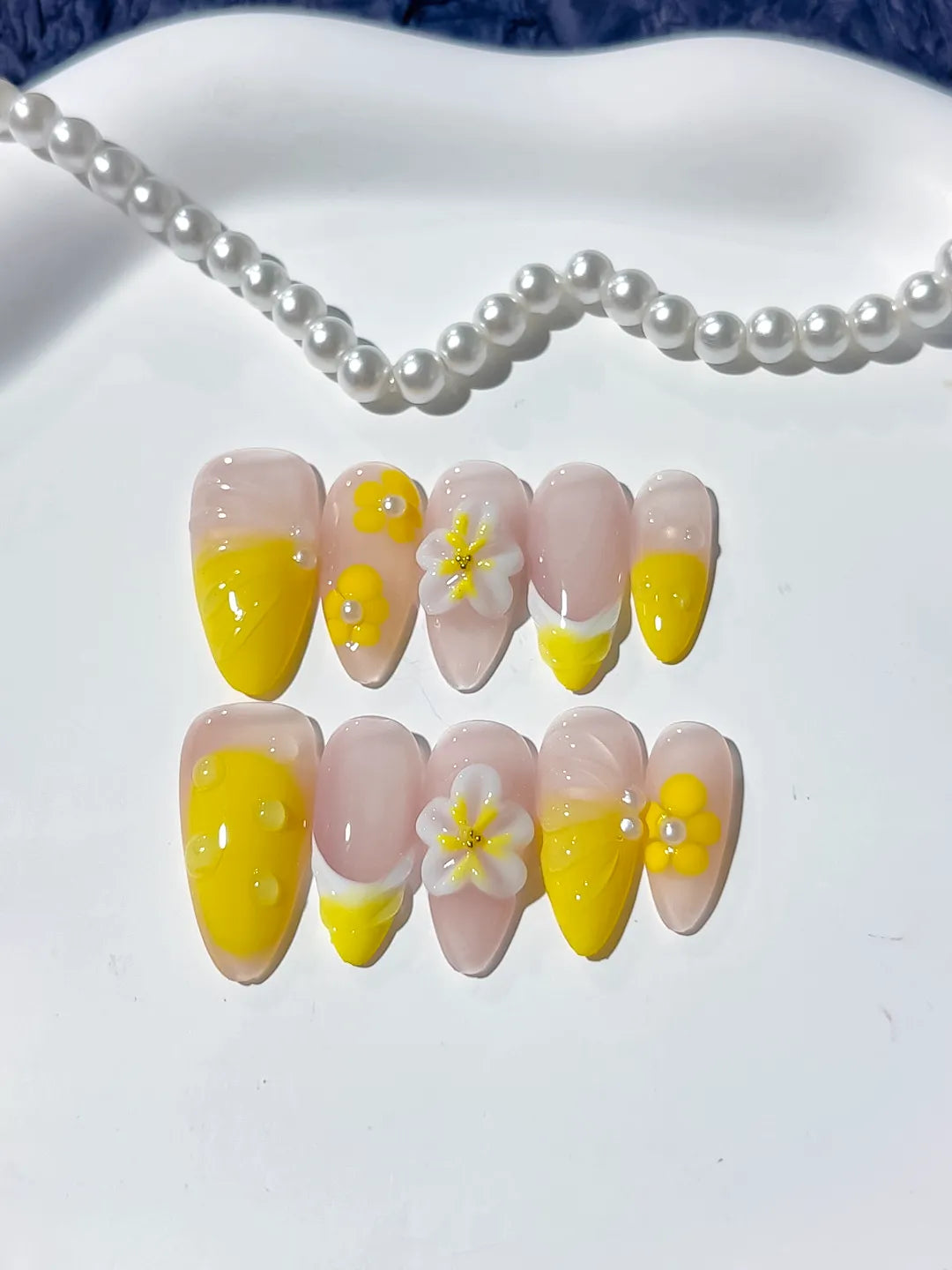 D340 - Medium Nude Yellow Almond French tip Flower VibeNailsLab