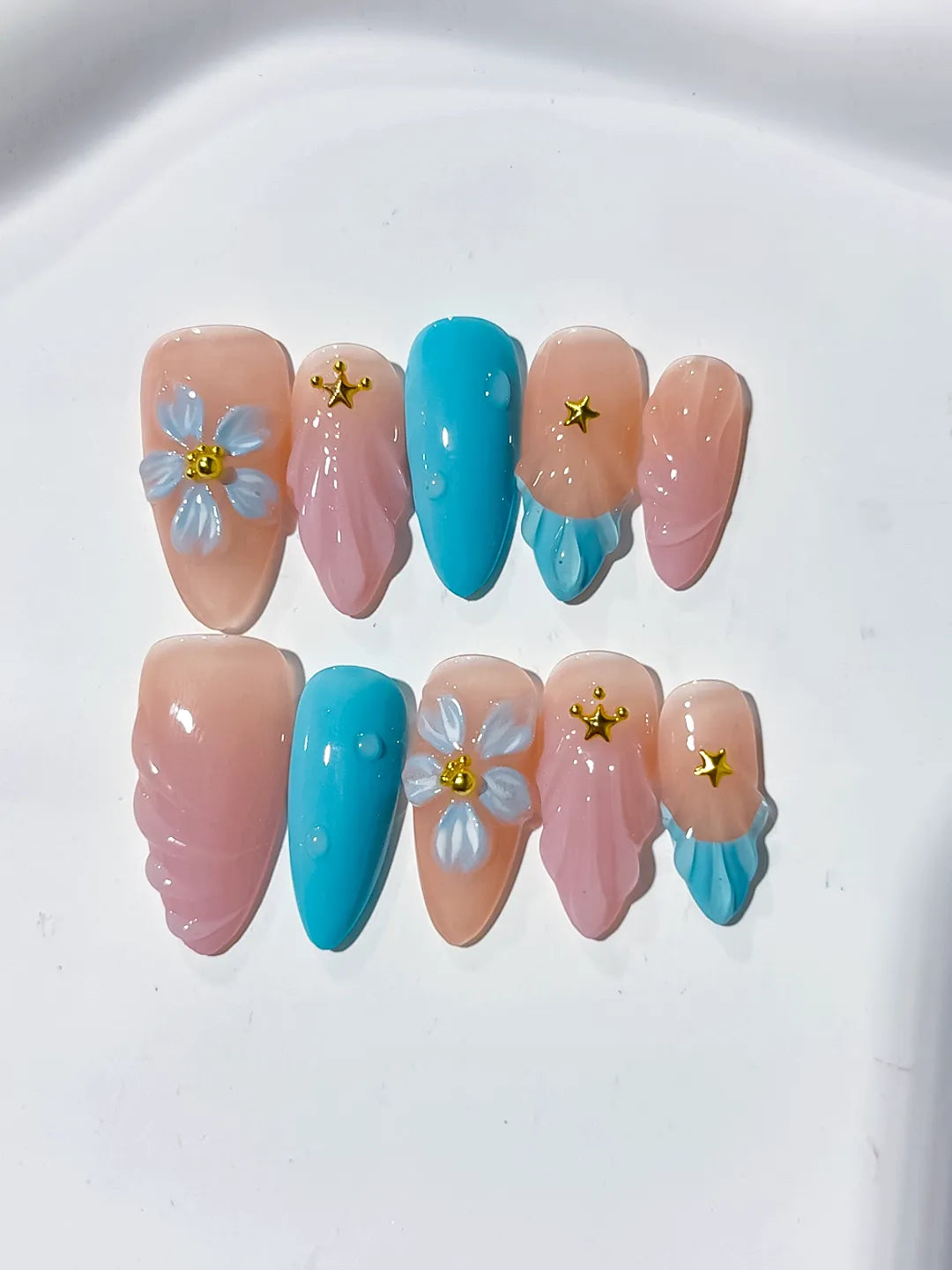 D348 - Medium Nude Pink Almond Abstract Flower Star