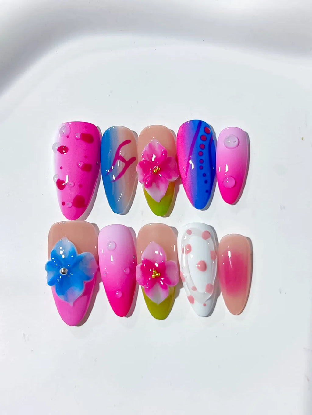 D351 - Medium Pink Blue Almond Abstract Flower Dot Pattern