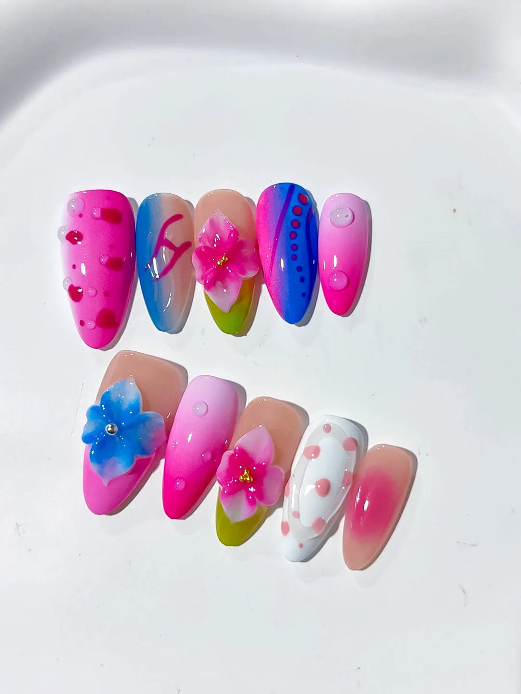 D351 - Medium Pink Blue Almond Abstract Flower Dot Pattern VibeNailsLab