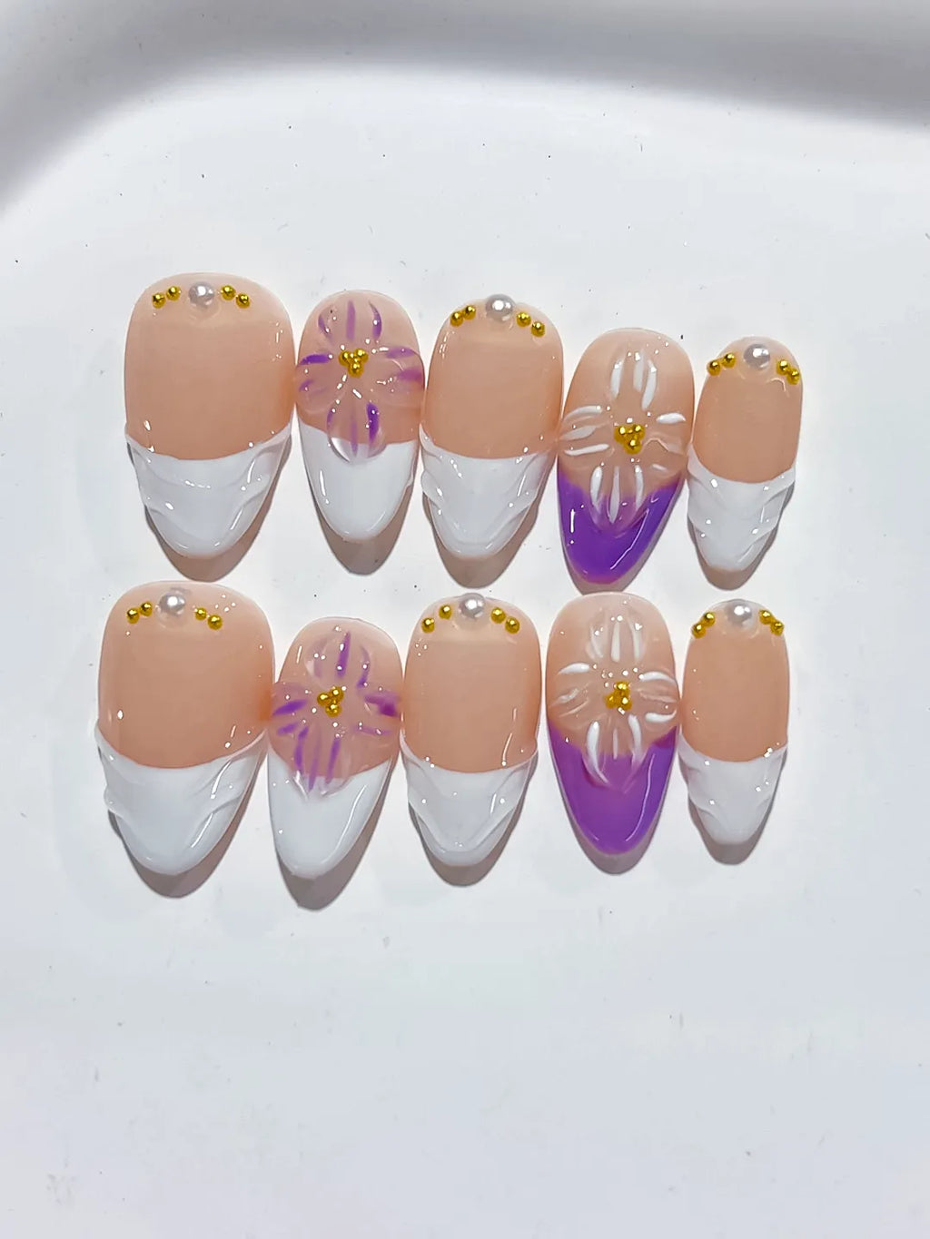 D362 - Short Nude White Almond French tip Flower