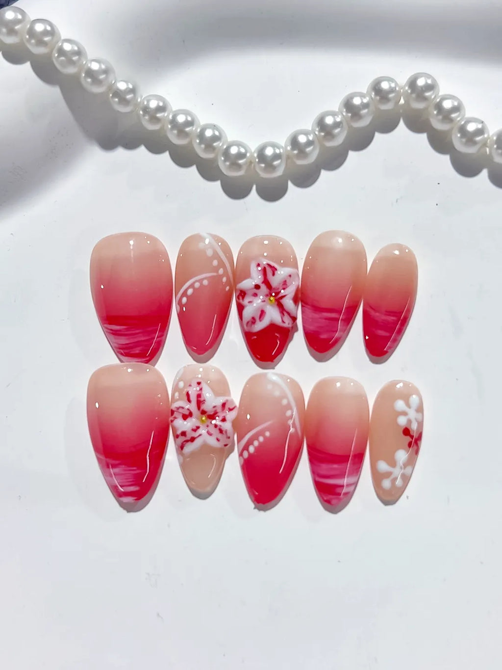 D364 - Short Nude Pink Almond French tip Flower