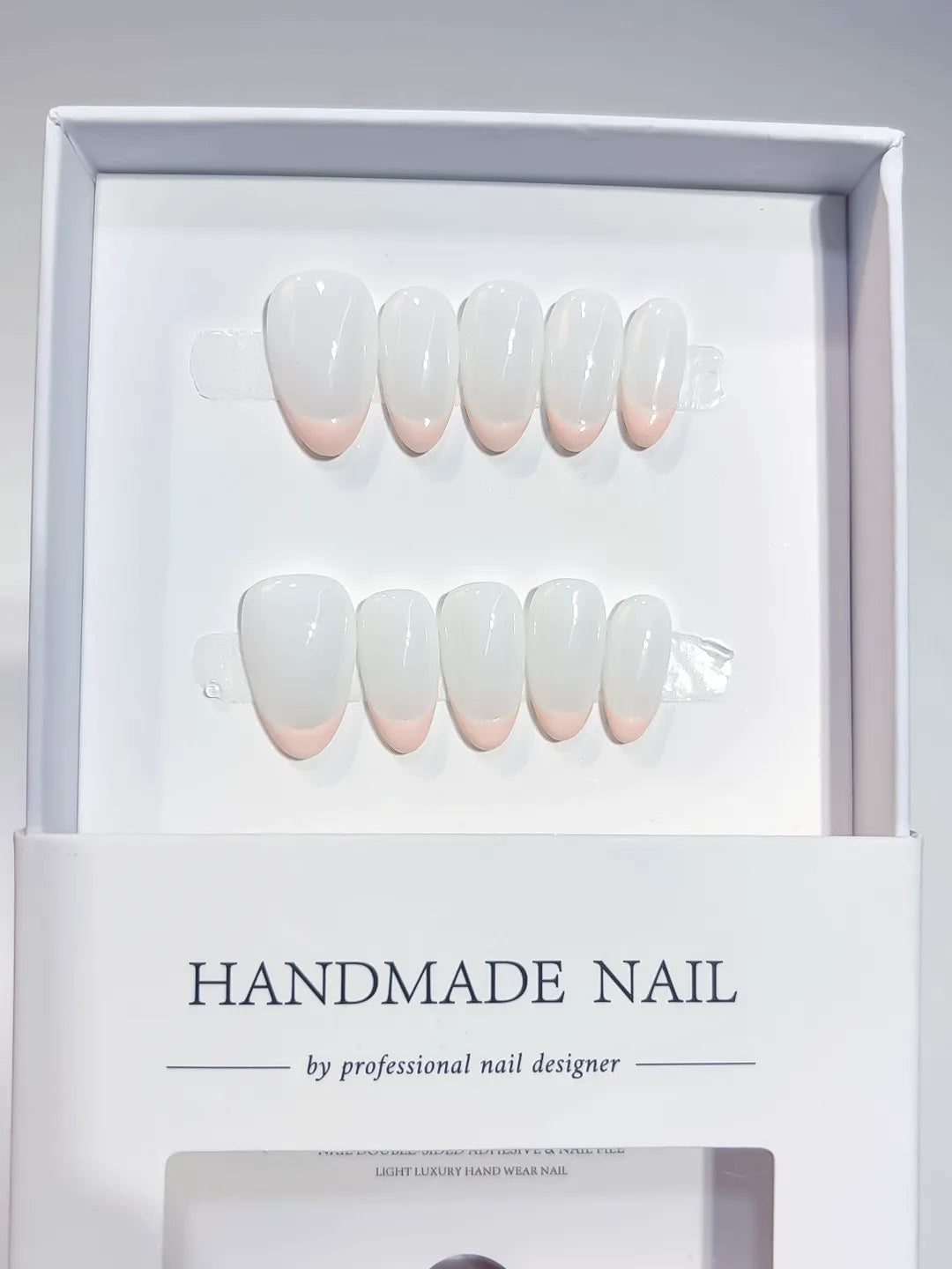 A060 - Short White Almond French tip VibeNailsLab