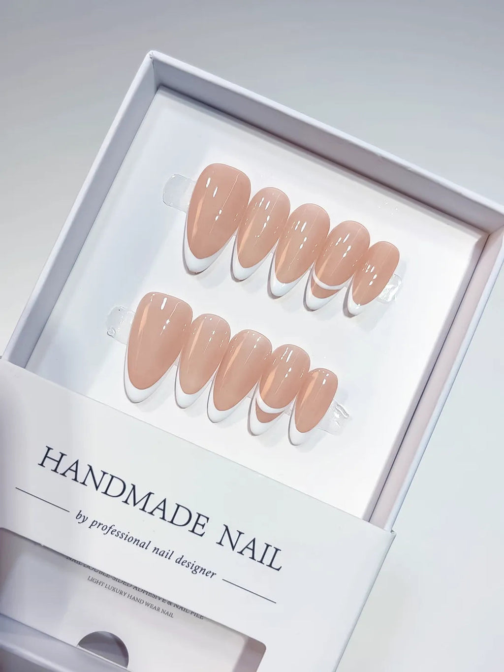 A069 - Medium Nude Oval French tip VibeNailsLab