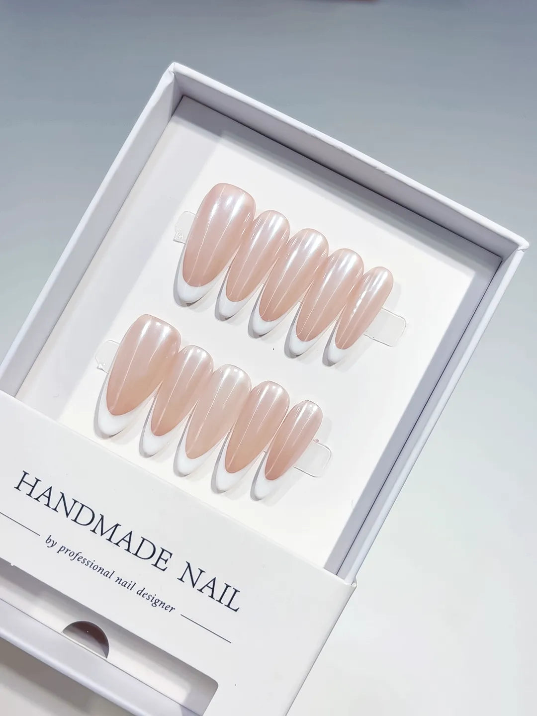 B096 - Long White Nude Almond French tip