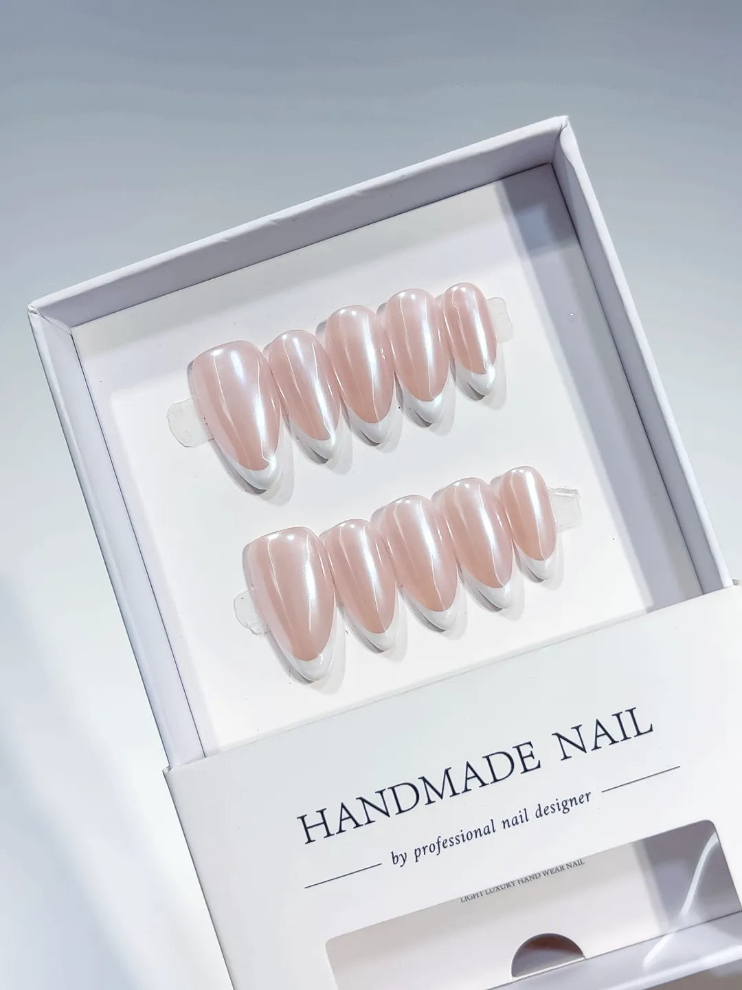 B098 - Medium White Nude Almond French tip
