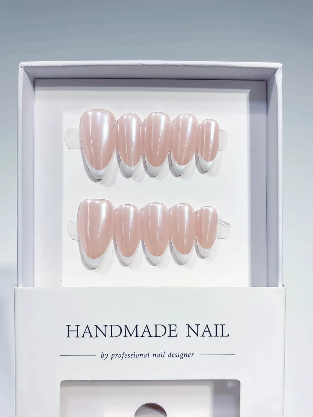 B098 - Medium White Nude Almond French tip