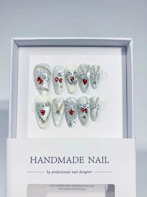 C367 - Medium White Silver Almond Glitter Heart Bow