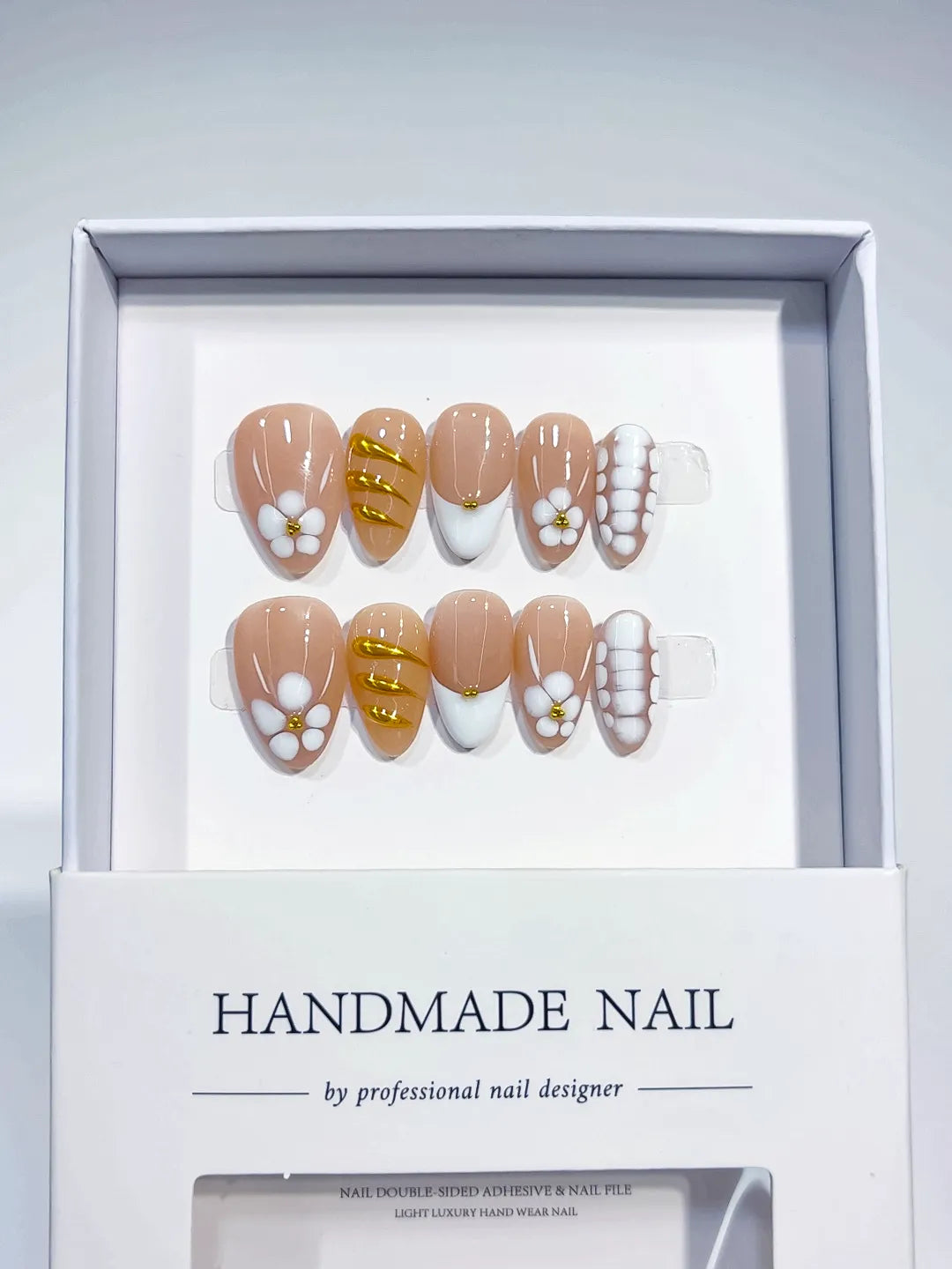 C369 - Short Nude Almond Solid color Flower