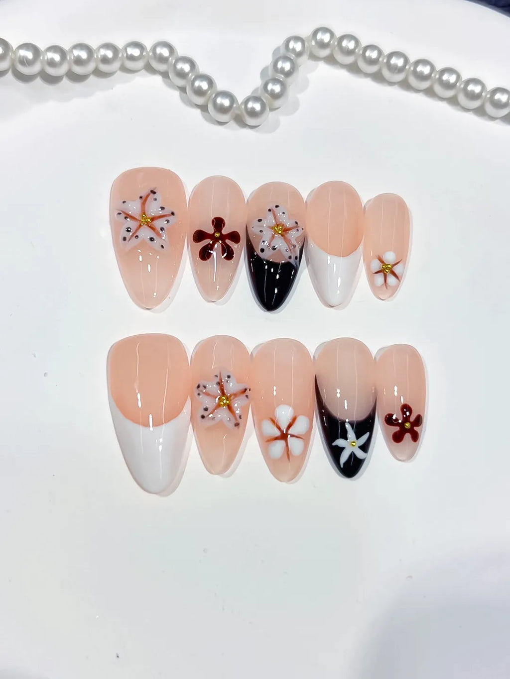 D549 - Medium Nude Black Almond French tip Flower Star