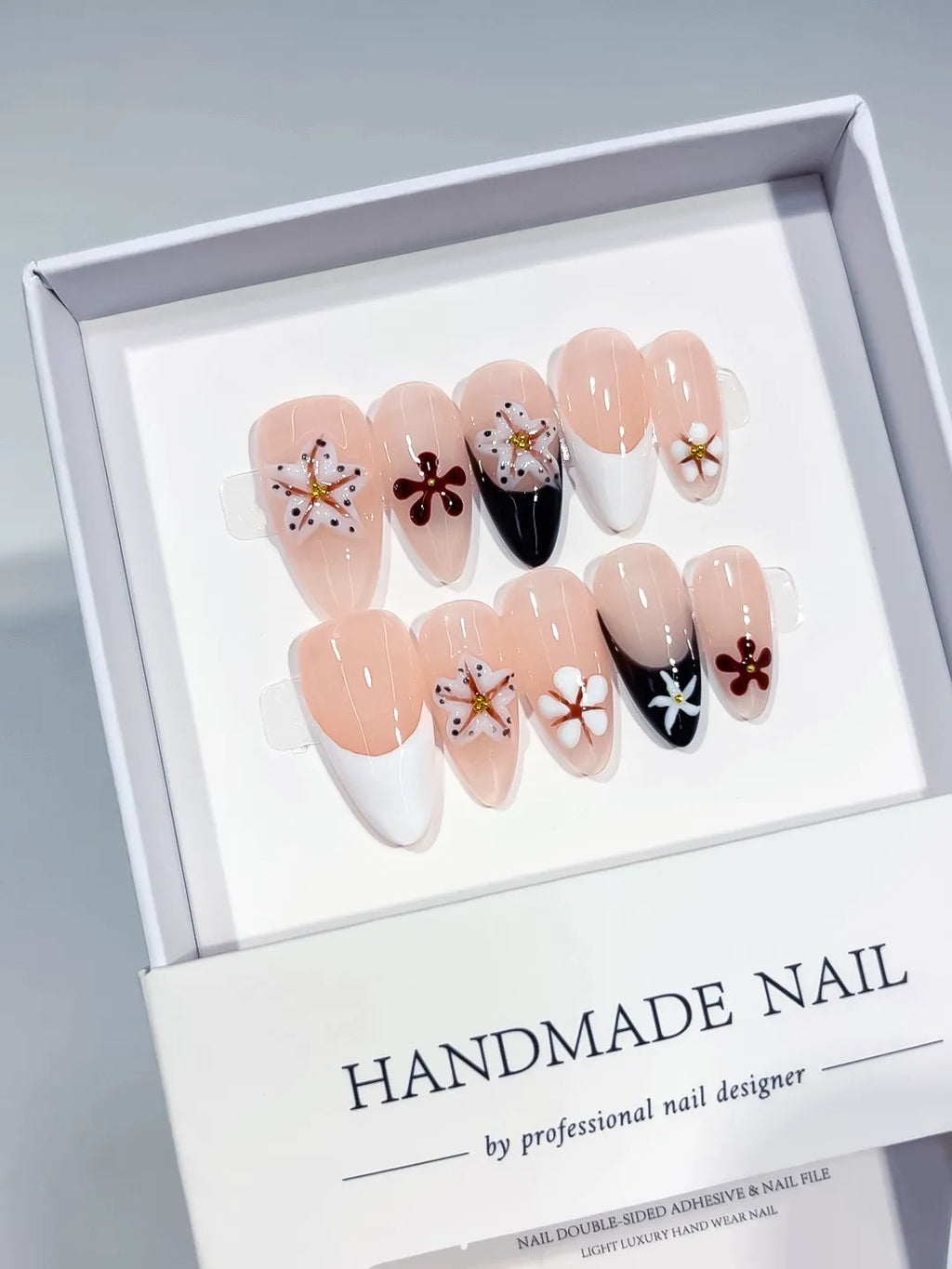 D549 - Medium Nude Black Almond French tip Flower Star