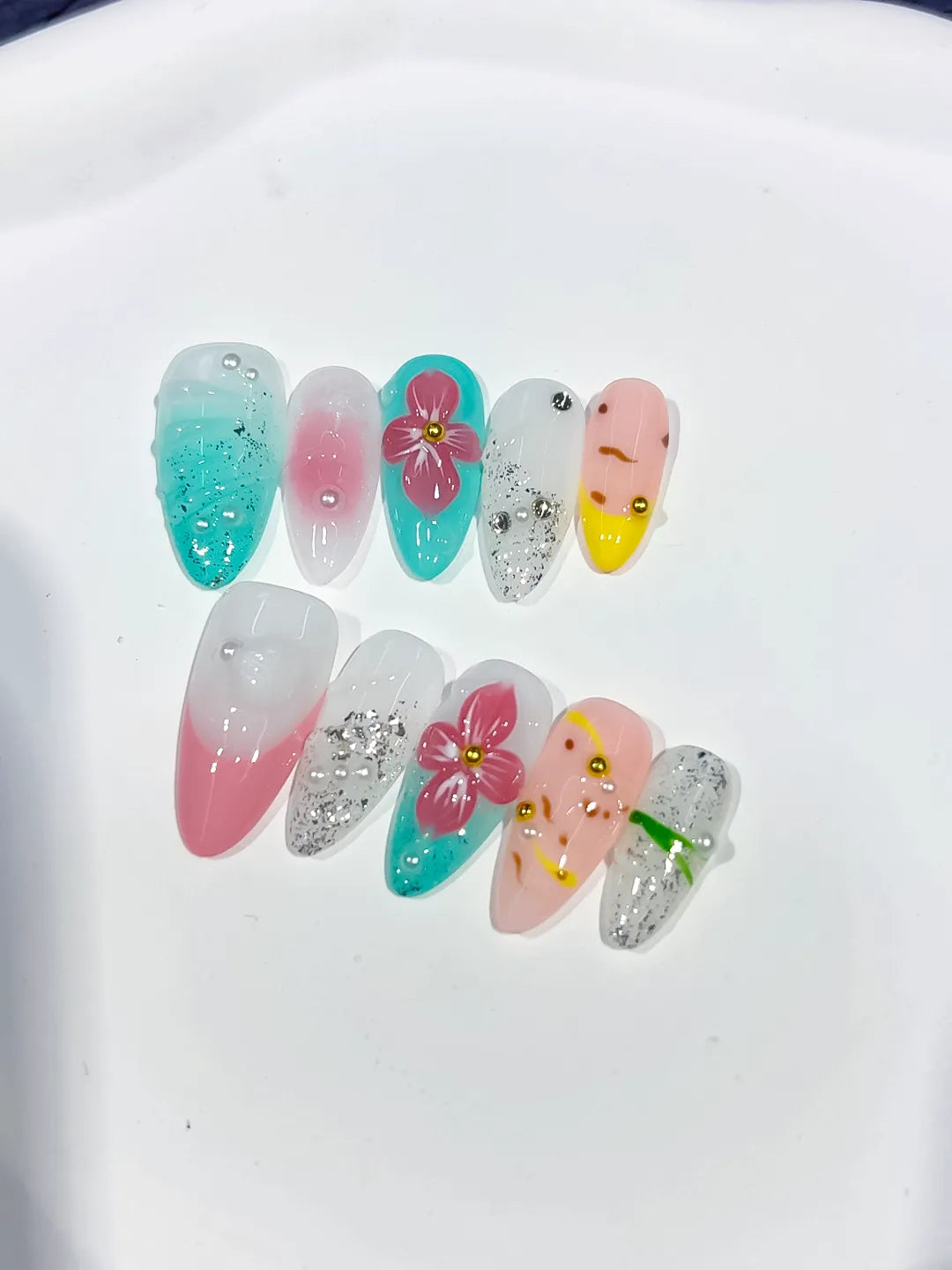 D554 - Medium Pink Green Almond Abstract Flower Glitter