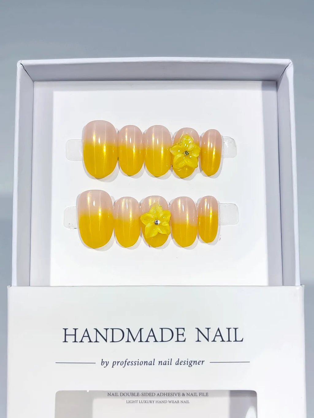 C402 - Short Nude Yellow Oval Ombre Flower VibeNailsLab