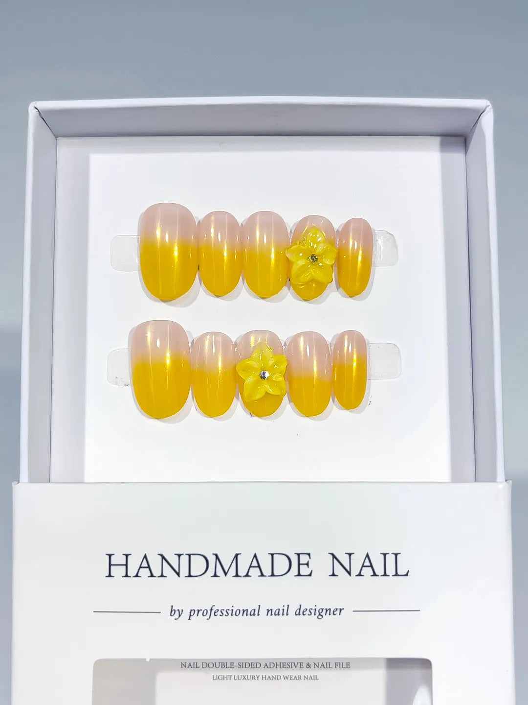 C402 - Short Nude Yellow Oval Ombre Flower VibeNailsLab