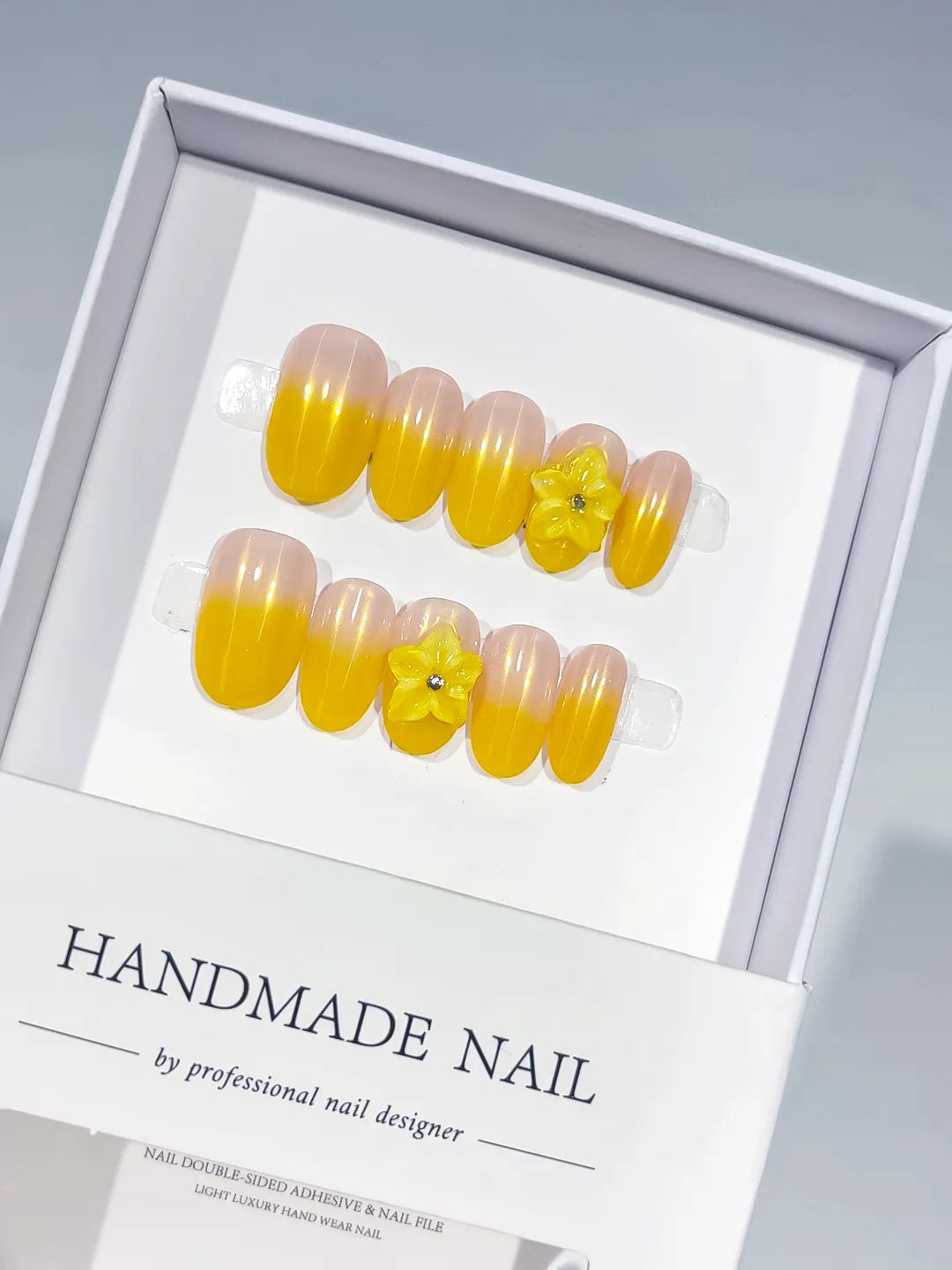 C402 - Short Nude Yellow Oval Ombre Flower VibeNailsLab