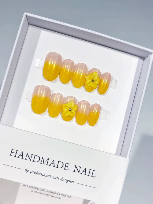 C402 - Short Nude Yellow Oval Ombre Flower VibeNailsLab