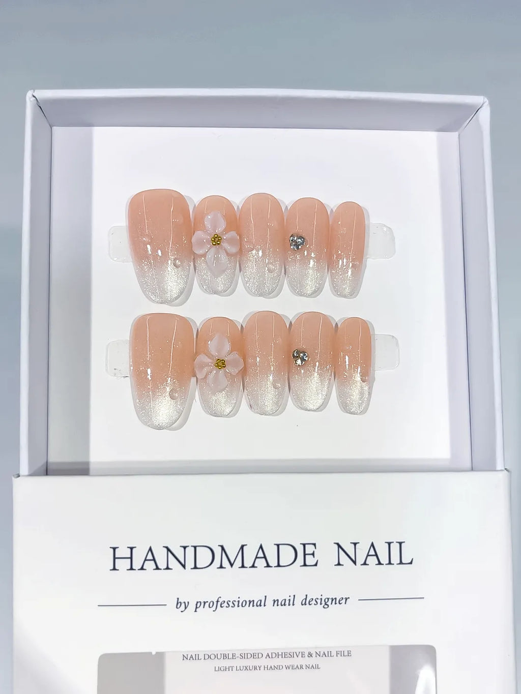 C407 - Medium Nude White Oval Ombre Flower Rhinestone