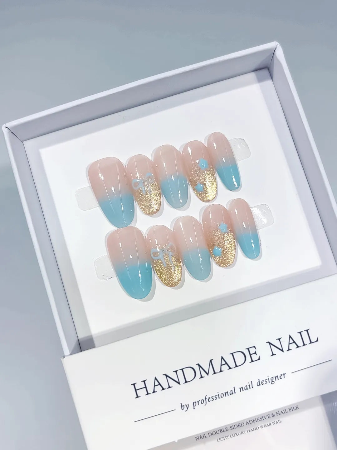 C409 - Medium Nude Blue Oval Ombre Glitter Bow
