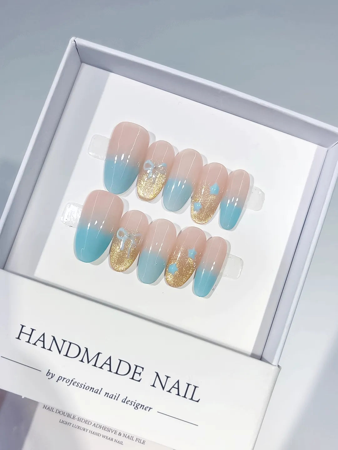C409 - Medium Nude Blue Oval Ombre Glitter Bow