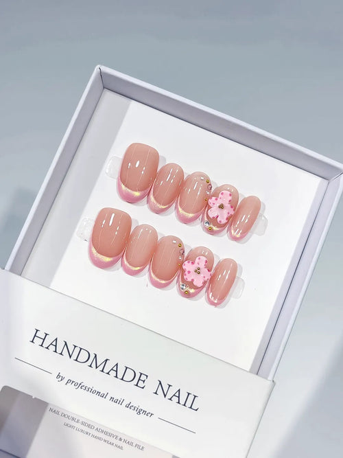 C425 - Short Nude Pink Oval French tip Heart Rhinestone VibeNailsLab