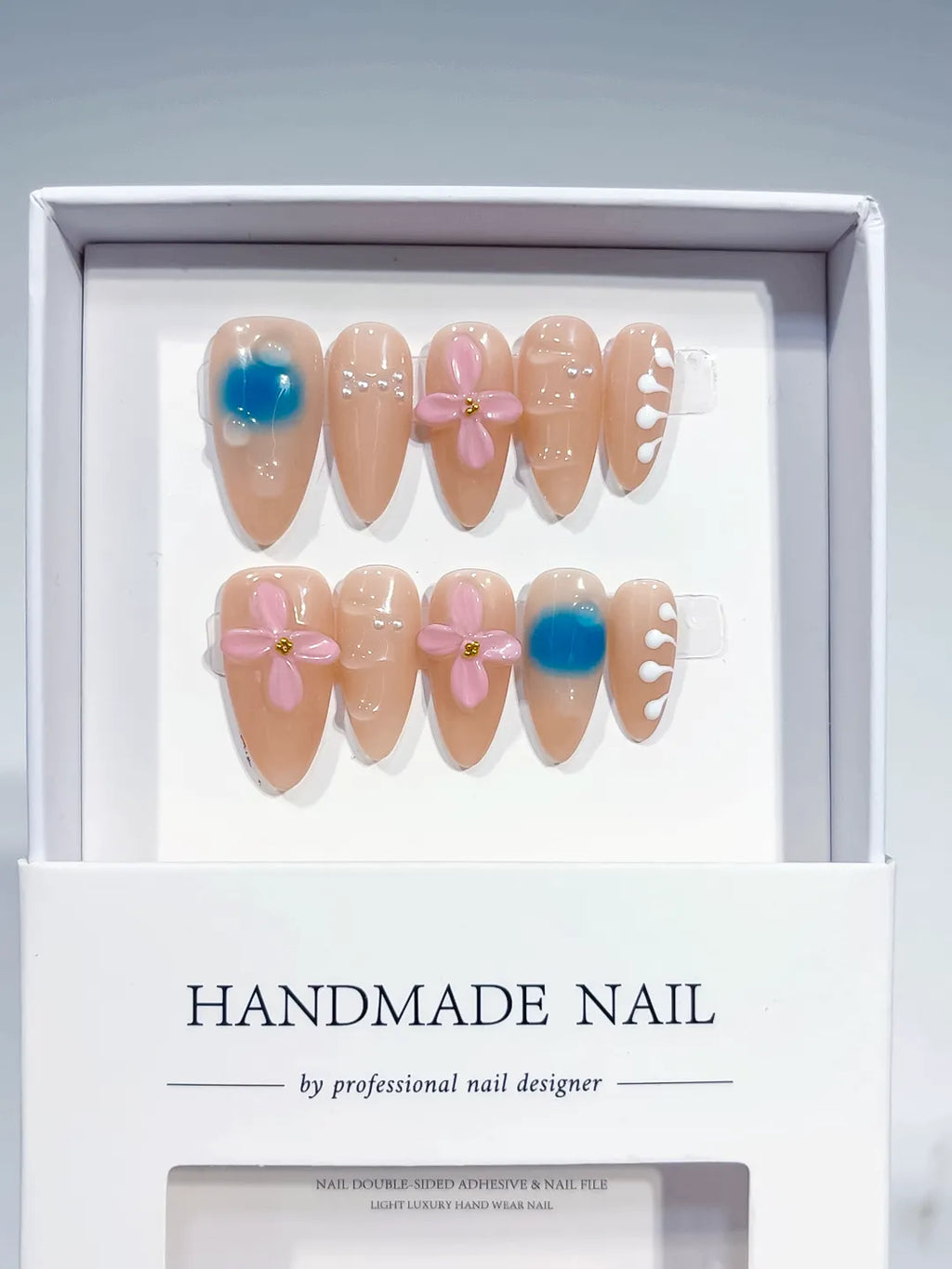 D250 - Medium Nude Blue Almond Abstract Flower Heart