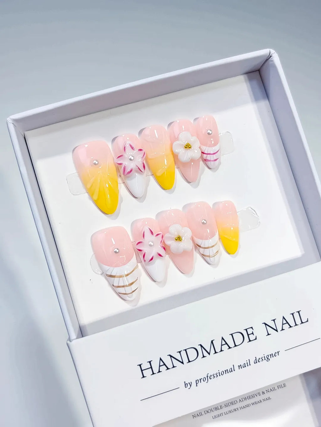 D274 - Medium Pink White Almond French tip Flower Line Art