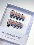 D324 - Medium Black White Almond Abstract Stripe Rhinestone VibeNailsLab