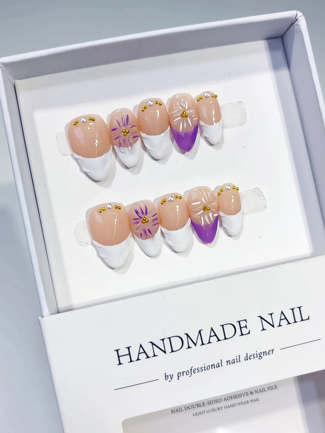 D362 - Short Nude White Almond French tip Flower