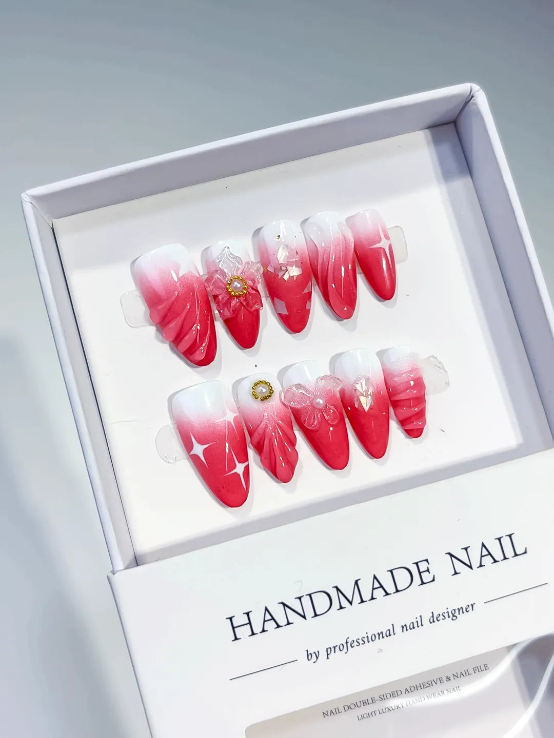 D376 - Medium Red White Almond Ombre Flower Bow