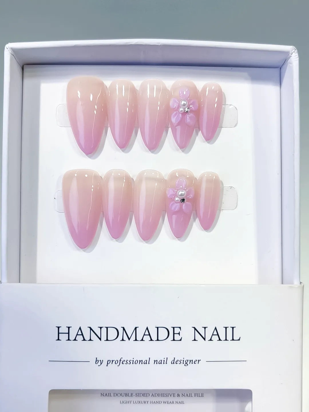 C444 - Medium Pink Nude Almond Ombre Flower