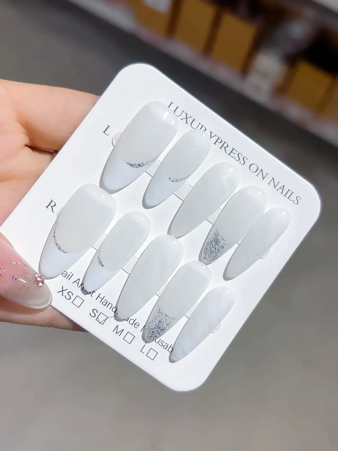 B106 - Long White Silver Almond French tip