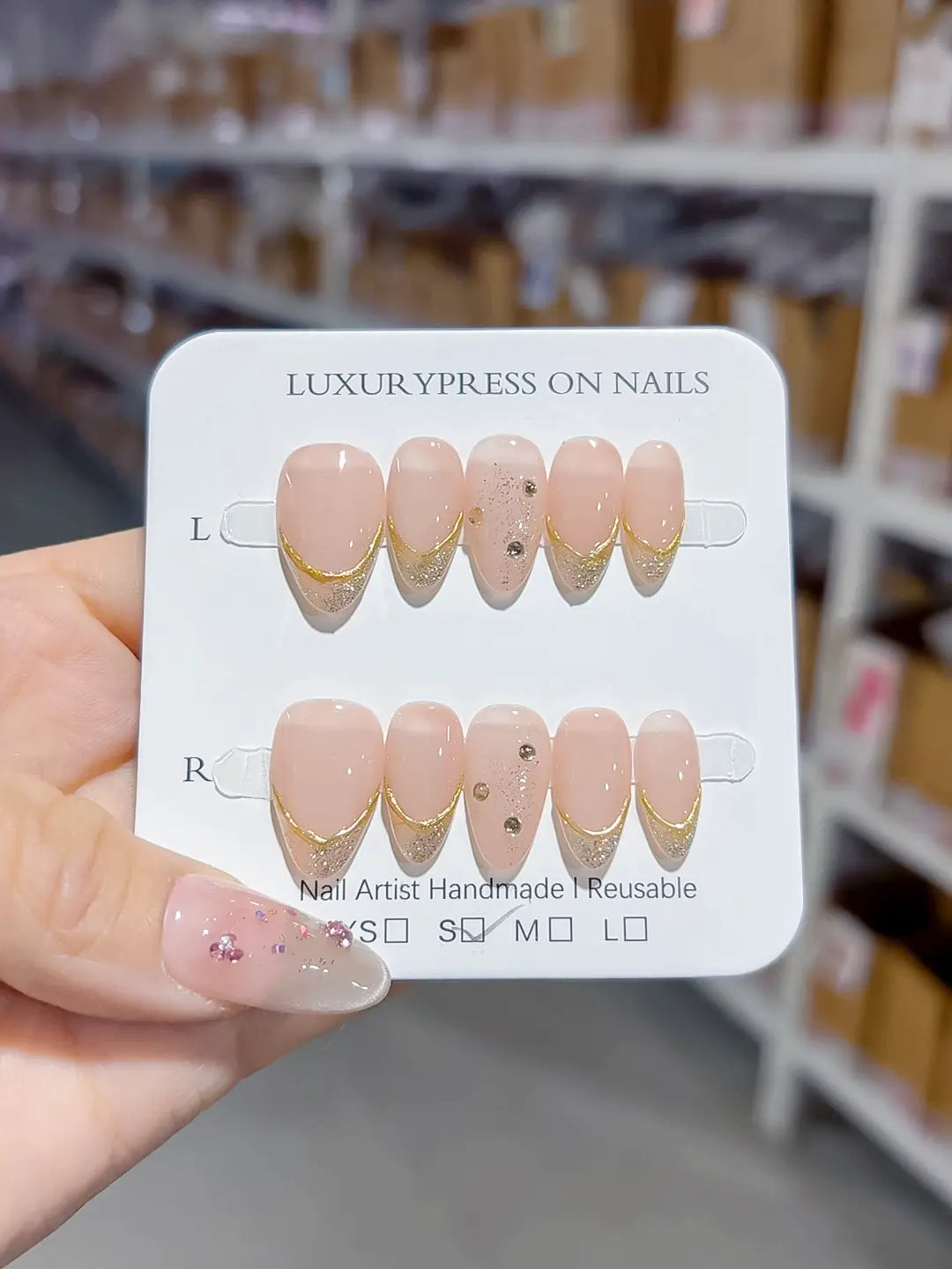 B109 - Short Nude Gold Almond French tip Rhinestone